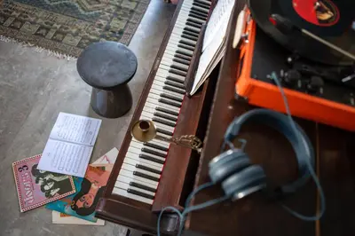 a close up of a keyboard with a microphone at The Foundry Suites in Athens