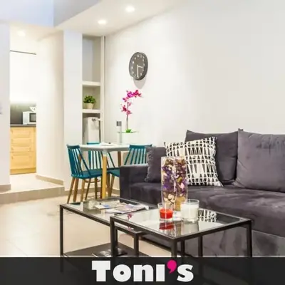 TONI'S Studio Syntagma