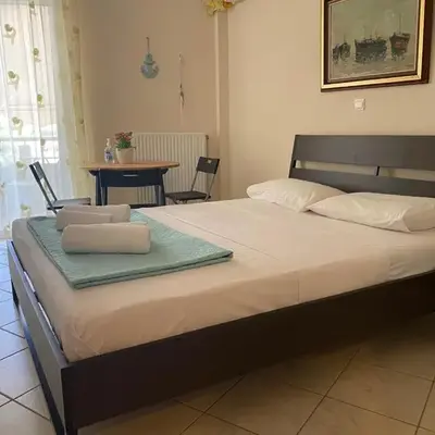 Seaview 2nd flr. apt. next to the beach