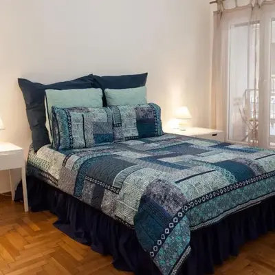 Lovely 2 bedroom apt in Metaxourgio Center