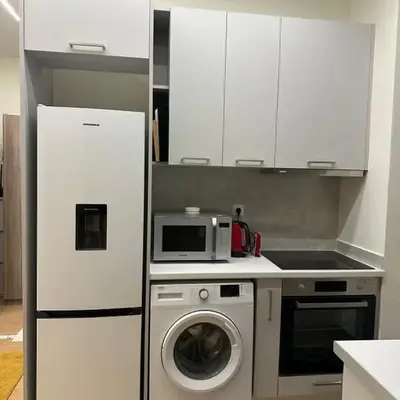 Comfortable & Convenient Living in Athens
