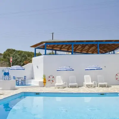 Blue Dolphin Studios and Apartment