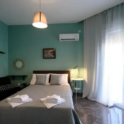 Smart renovated studio downtown Athens