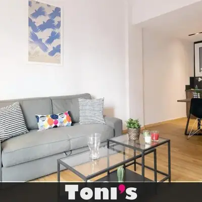 TONI'S Cute 2BD Apartment in Koukaki!