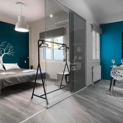 Autonomous house in the heart of Plaka