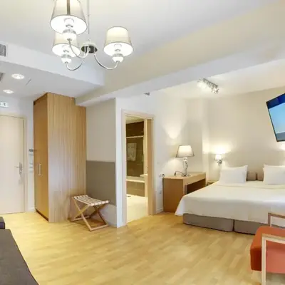Phidias Piraeus Hotel