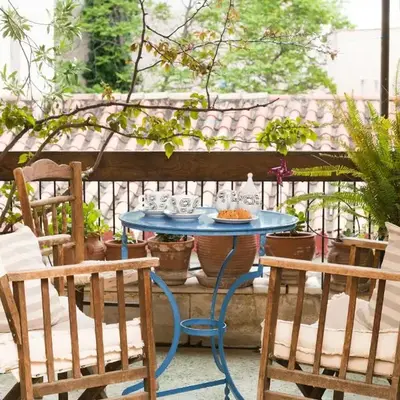 Stylish flat with veranda in the heart of Athens