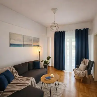 Elegant Apartment near Acropolis Walk to Plaka & Metro