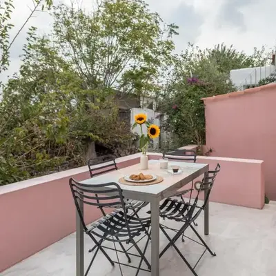 Anafiotika hideaway acropolis Athens by Cycladica