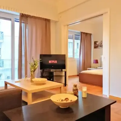 Comfortable apartment in Acropolis