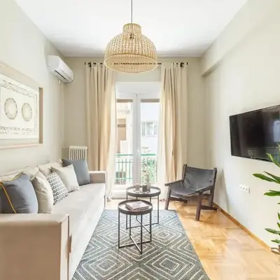 Discover Athens from Urban Hideaway