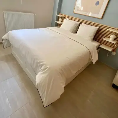 For a genuine Athenian homestay!