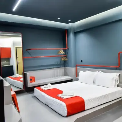 CentraL44 YoLo Casual Suite- Ermou