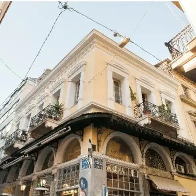 The monumental house