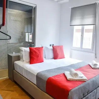 CentraL44 LoL RooM-Ermou Street