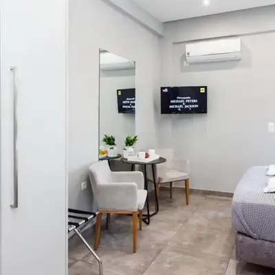 D Spacious Brand New Studio Ideal for 2 D