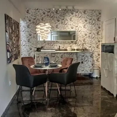 Luxurious apartment close to the beach and airport