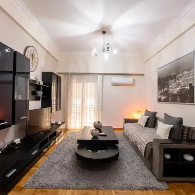 2bed renovated flat close to Ampelokipoi metro