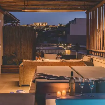 Luxury Apartment with Acropolis view Terrace and Jacuzzi in the Heart of Athens - Living Stone Azurite