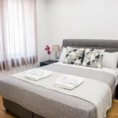 A22 Premium flat with balcony in the centre