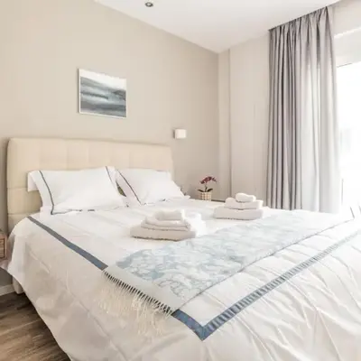 A14 Sunny & chic 2Room apartment near Plaka & Parthenon