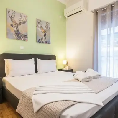 Erythros Boutique Suite By Cloudkeys