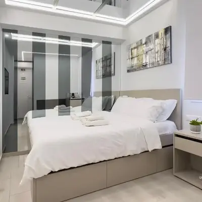 Stylish Living - Iro