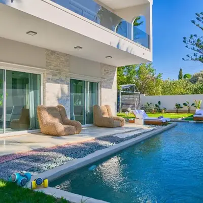 Luxury Villa with Pool