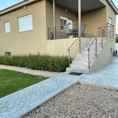 Saint George family house