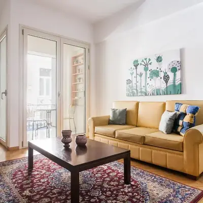 Neat Kolonaki Apartment