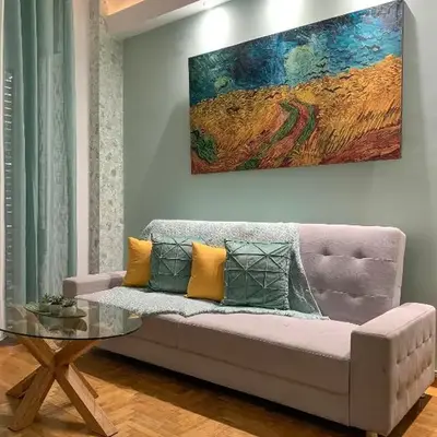 Cozy and Chic apartment in the Center