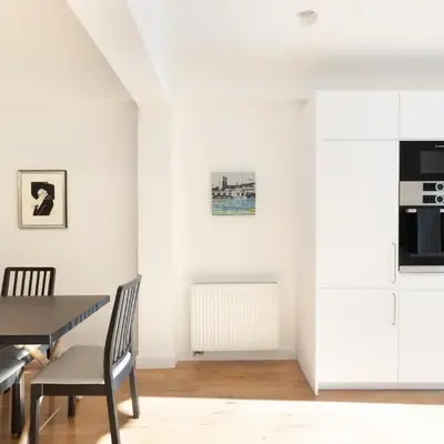 Wonderful Central Athens 2 Bedroom 2 Bath Sleeps 8