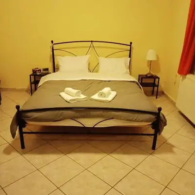 Detached house with a lovely yard 5' walk from Metro Station Agios Dimitrios and METRO MALL