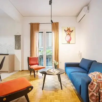 Stylish Apartment in Thissio l Dedicated Workspace