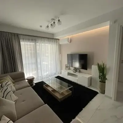 Niarchos apartment III