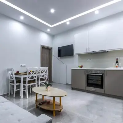 Renovated 2BD house close to Pireus port