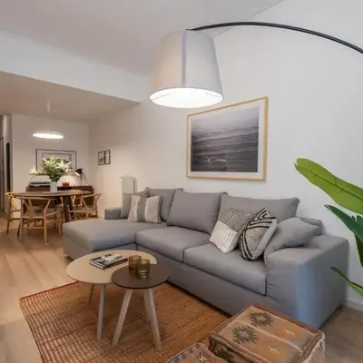 Unique 2 Bedrooms Apartment