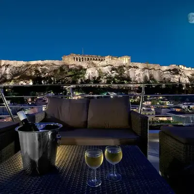 Plaka Hotel