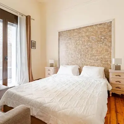 John's Athenian Beauty 45m2