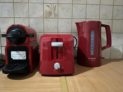 a toaster and a blender on a counter at Cozy apartment near the city center and beaches in Athens