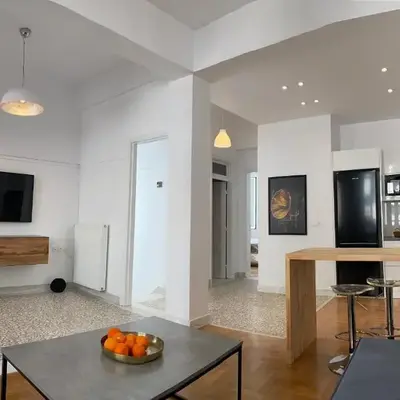 Modern 3BR Maisonette with garden 10 min from Acropolis