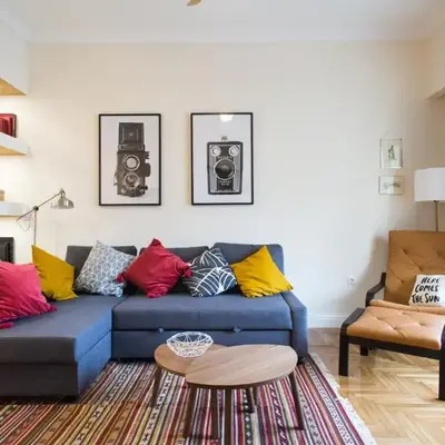 Athena’s Hideaway- Fully Renovated- Absolute Best Location