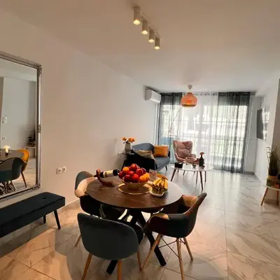 Casa de Tres Hermanos in the heart of Athens