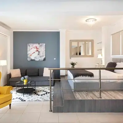Mirabella spacious studio