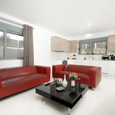 Luna Apartment by A&D Properties