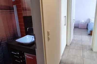 Gallery image of Luxury apt with private pool in Anavissos