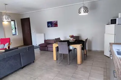 Gallery image of Luxury apt with private pool in Anavissos