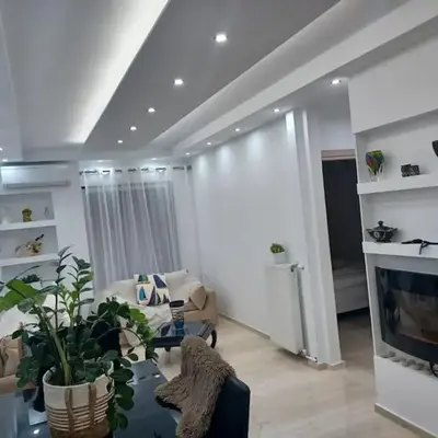 Cozy Renovated Apartment