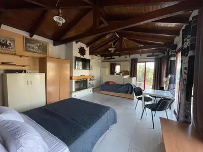 Gallery image of Country Lux Apartment near Airport in Markopoulo